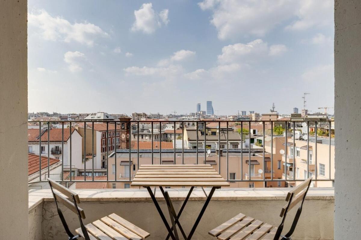 Homeby, Cozy Penthouse Apartment Milánó Kültér fotó