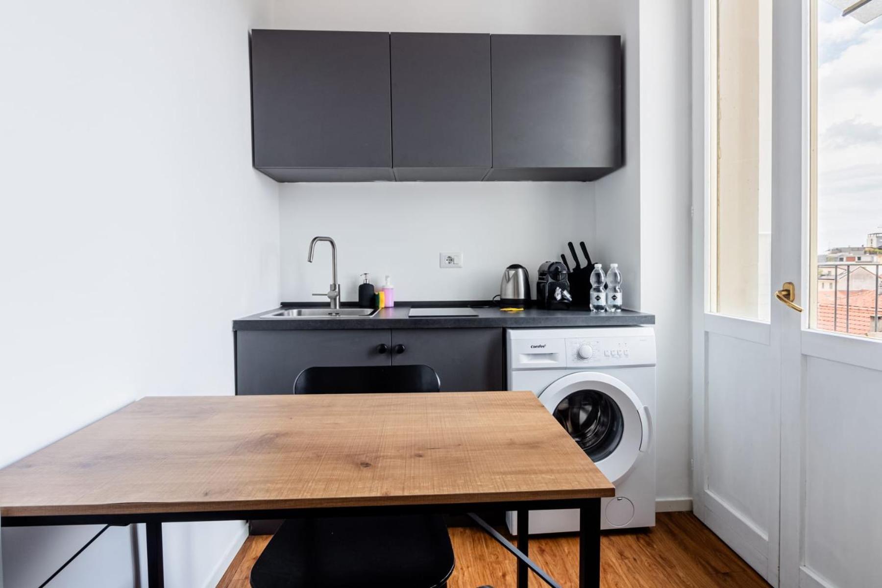 Homeby, Cozy Penthouse Apartment Milánó Kültér fotó